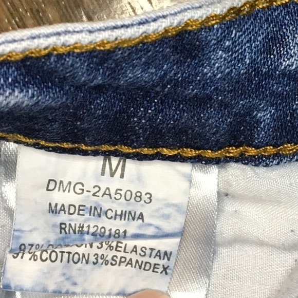 Machine Acid Wash Wash Mid Rise Frayed Denim Shorts Size Medium - Picture 7 of 8